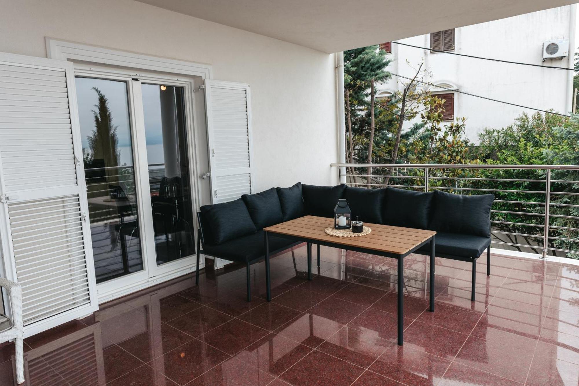 Villa Calista Ičići Buitenkant foto