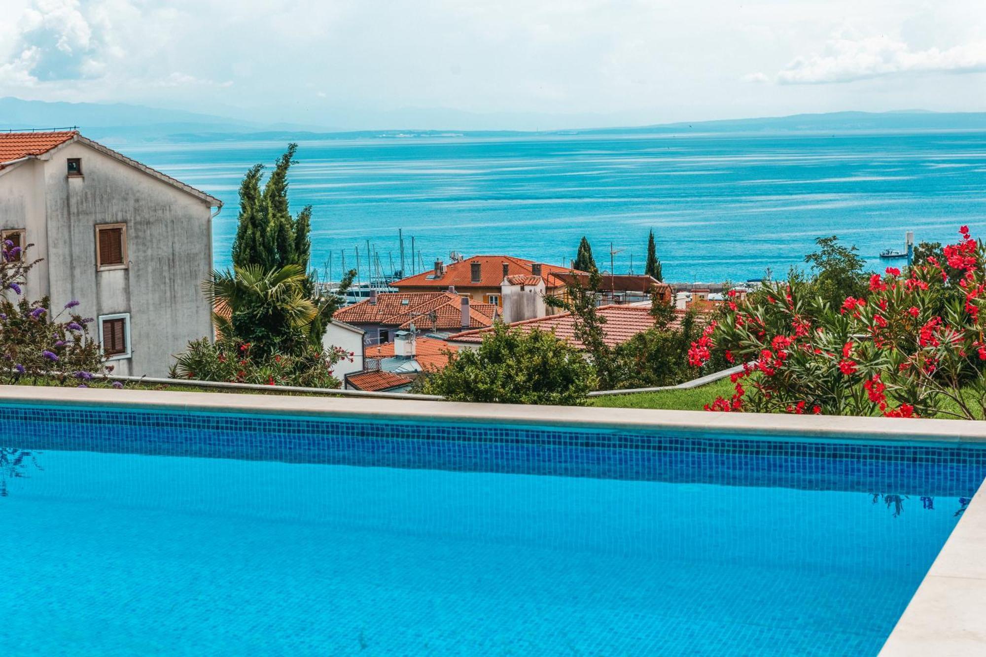 Villa Calista Ičići Buitenkant foto